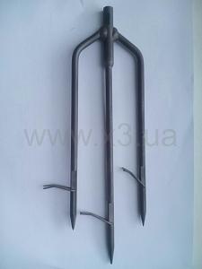 УКРАИНА Трехзубец с флажками титановый