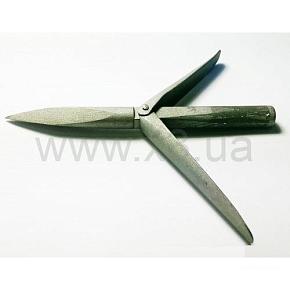 УКРАИНА Трехгранный 2 флажка сталь матовый