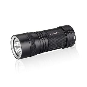 FENIX E41 XM-L2 U2 (1000 лм, 4хAA)